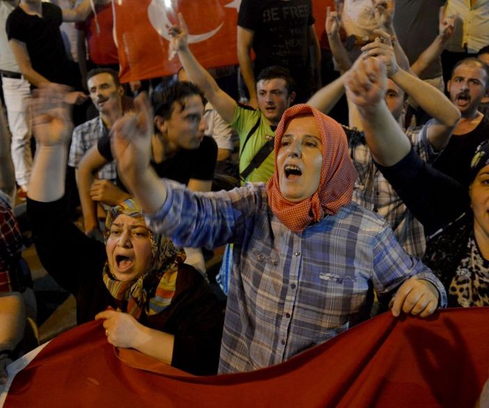 Yurt genelinde teröre tepki gösterileri sürüyor