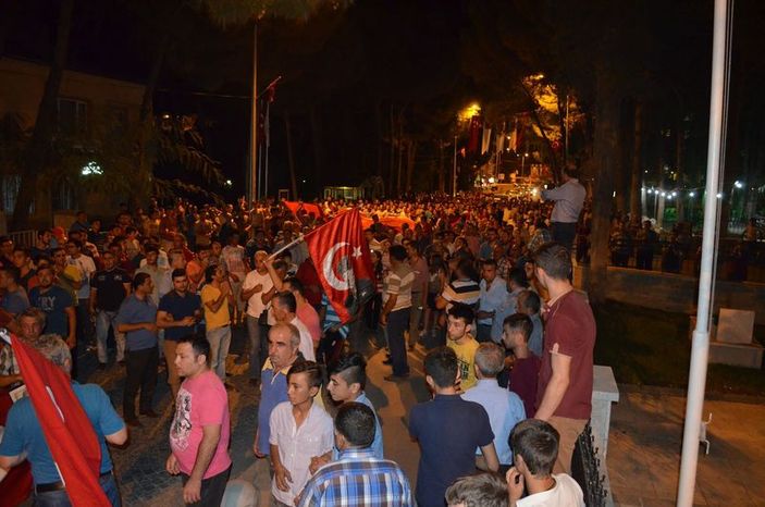 Yurt genelinde teröre tepki gösterileri sürüyor