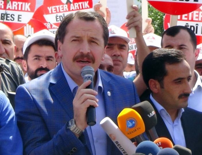 Diyarbakır'da STK temsilcilerinin teröre hayır yürüyüşü