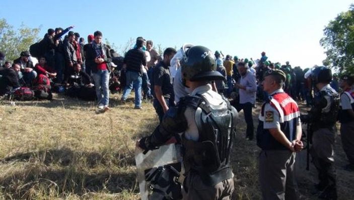 Suriyeliler Almanya'ya gitmek için Edirne'ye akın etti