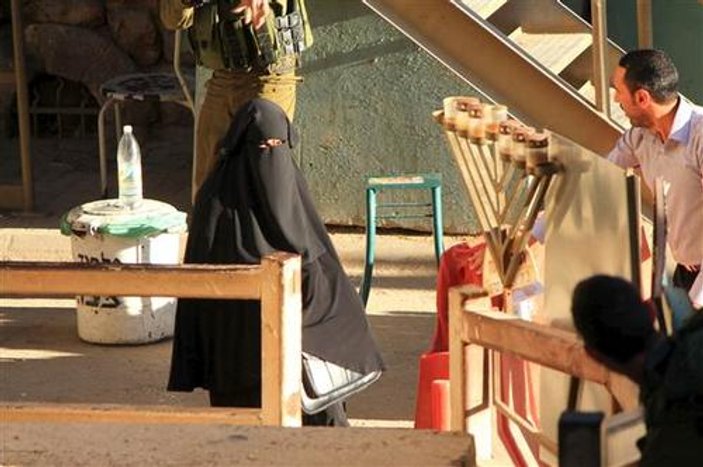 İsrail askerleri Filistinli genç kızı öldürdü