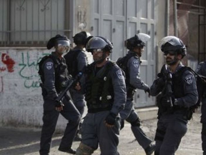 İsrail polisi Mescid-i Aksa'dan çekildi