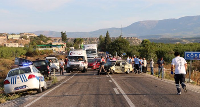 Mersin'de zincirleme trafik kazası