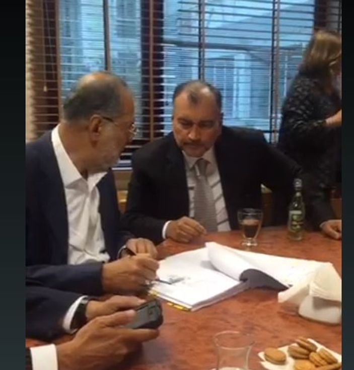 Murat Ülker Periscope’tan canlı yayın yaptı