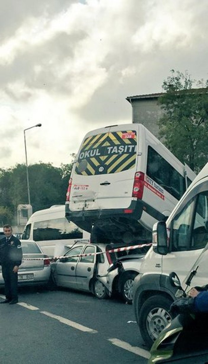 İstanbul trafiğini kilitleyen kaza