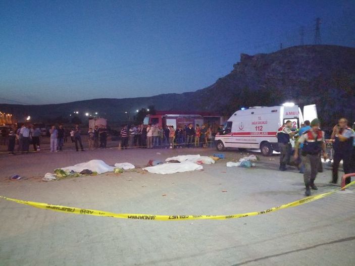 Ankara’da feci kaza: 3 ölü, 5 yaralı