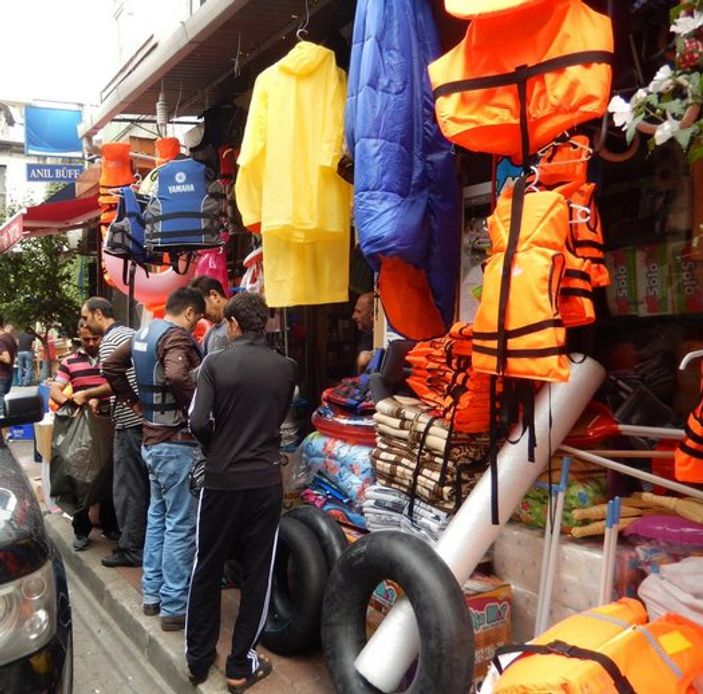 Sahte can yelekleri toplanıyor