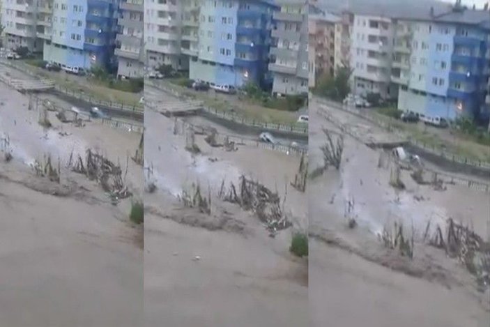 Zonguldak'ta araçlar sel sularına kapıldı