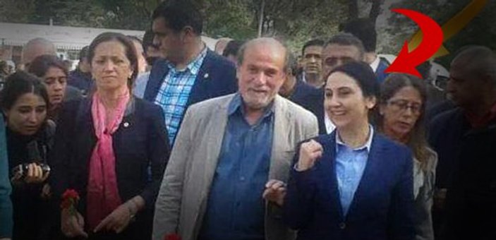 HDP'liler kahkaha atarken objektiflere yakalandı