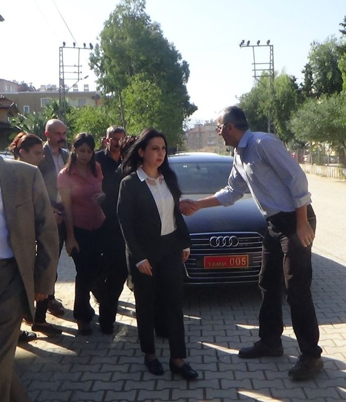 HDP'li kadınlar Figen Yüksekdağ'a sahip çıktı