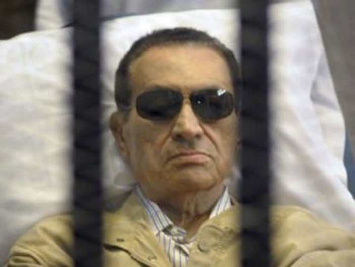 Mısır'da Hüsnü Mübarek'in oğulları serbest bırakıldı