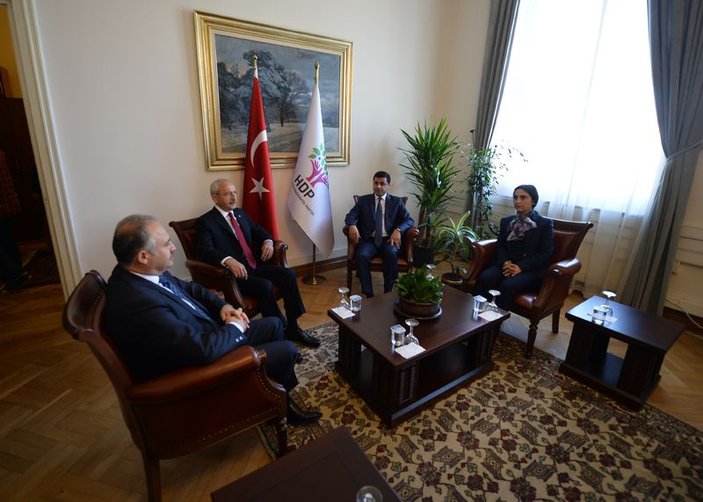 Kılıçdaroğlu ile Demirtaş görüşmesi Meclis'te başladı