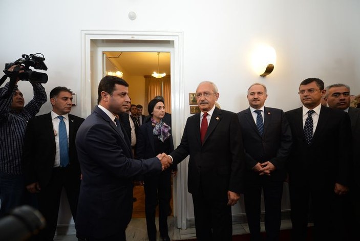 Kılıçdaroğlu ile Demirtaş görüşmesi Meclis'te başladı