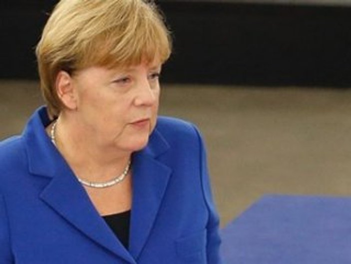 Merkel Almanya’ya döndü