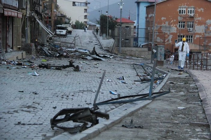 PKK Şemdinli'de hastaneye saldırdı
