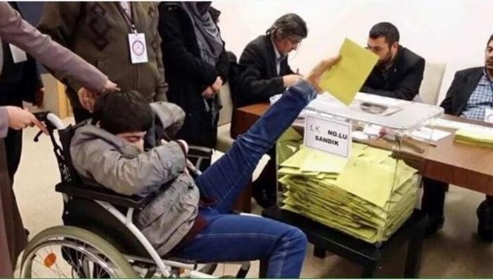 Avrupa'da oy verme işlemi bu gece sona eriyor