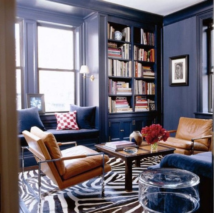Ev dekorasyonunda kadet mavi modası