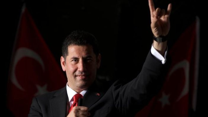 MHP'de Bahçeli'nin koltuğuna 3 aday var