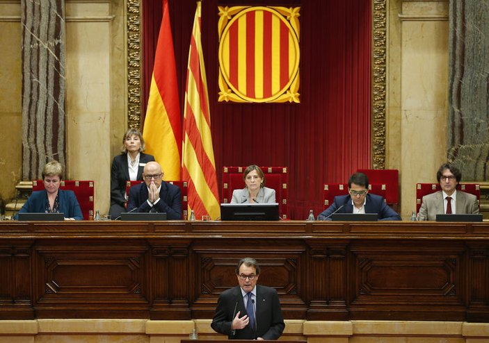 İspanya'da Bağımsız Katalonya krizi büyüyor