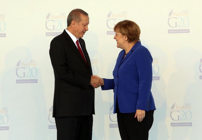 Merkel G20 Zirvesi için Antalya'ya geldi