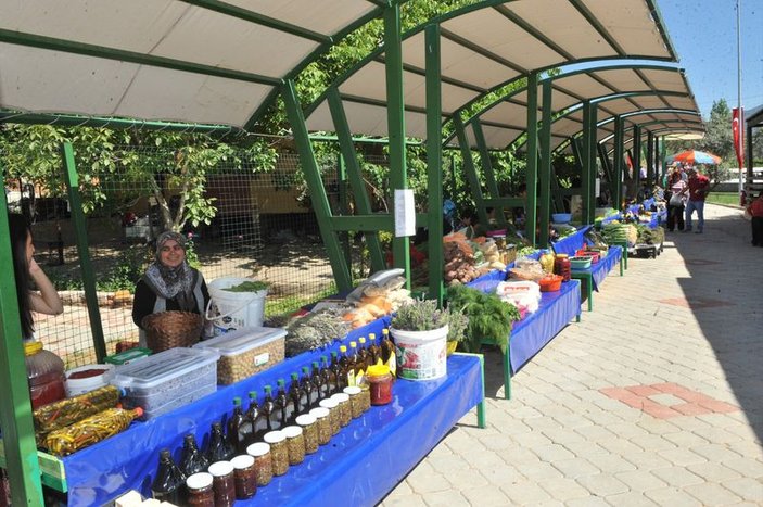 İzmir'e organik pazar yeri inşa ediliyor