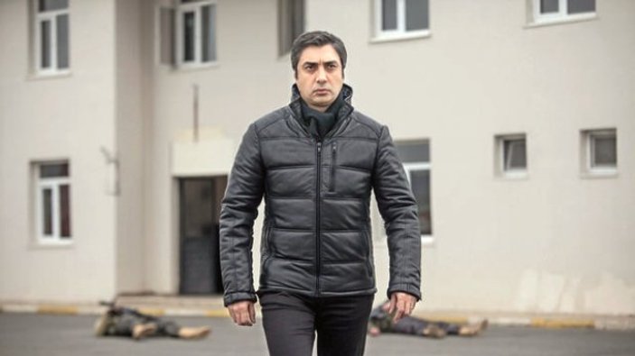 Polat Alemdar'ın giydiği mont moda oldu