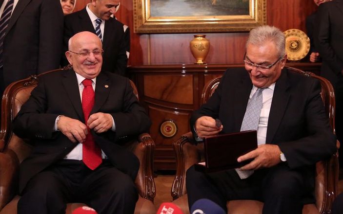 Baykal görevini Kahraman'a devretti