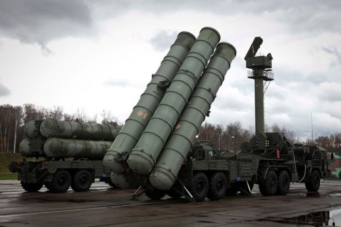 Rusların S-400 füze sistemi Suriye'ye ulaştı