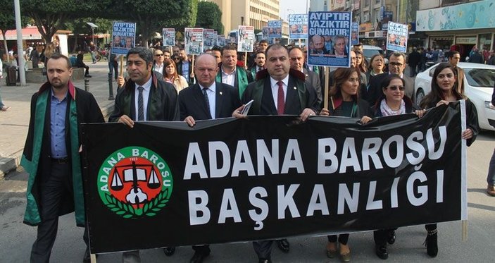 Adanalı avukatlardan Sözcü manşetiyle protesto
