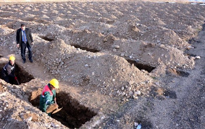 Erzurum'da bin 800 mezar kazıldı
