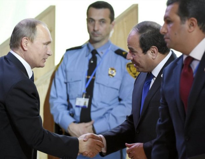 Putin ile Sisi arasındaki samimiyet