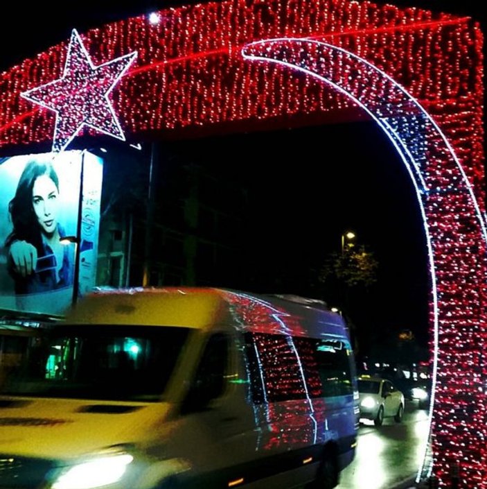 Bağdat Caddesi'nde yılbaşı hazırlığı