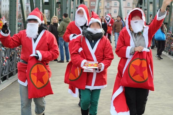 Almanya'da Noel baba kılığında PKK propagandası