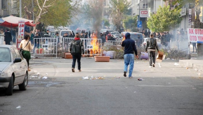 Diyarbakır'da eylem yapmak isteyen HDP'lilere müdahale