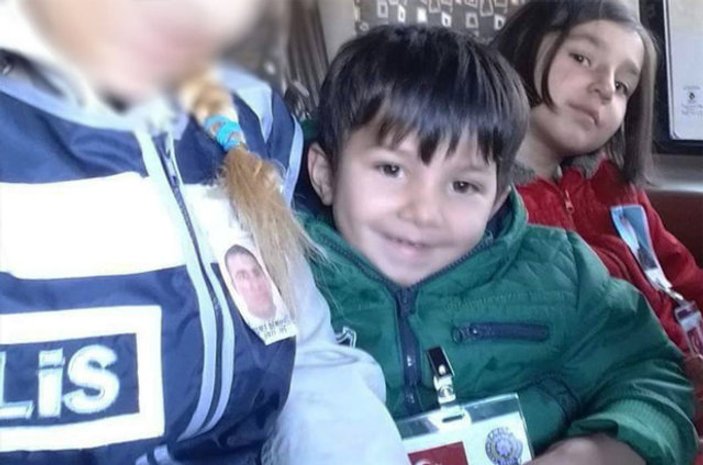 Şehit oğluna refakat eden polis yazdıklarıyla ağlattı