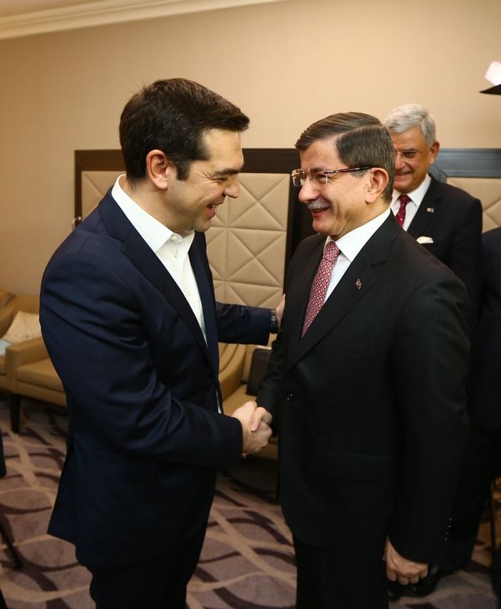 Başbakan Davutoğlu Aleksis Çipras'la görüştü