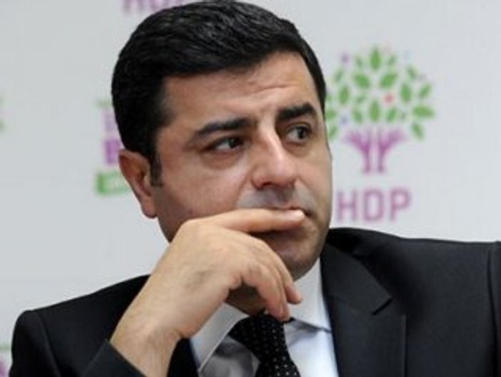 Demirtaş isyanda: Batıda niye hendek kazılmıyor