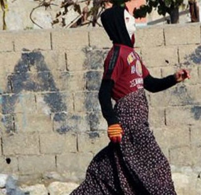 Bitlis'te kadın kıyafetiyle kaçan terörist yakalandı