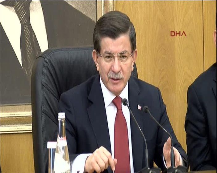 Davutoğlu'ndan HDP'li Önder'e: Git çayını Kandil'de iç