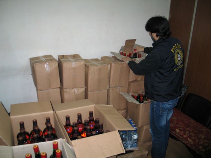 Yılbaşı öncesi sahte içki ve kaçak sigara operasyonu