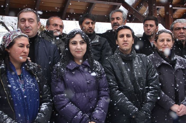 HDP'nin Cizre eylemine kar engeli