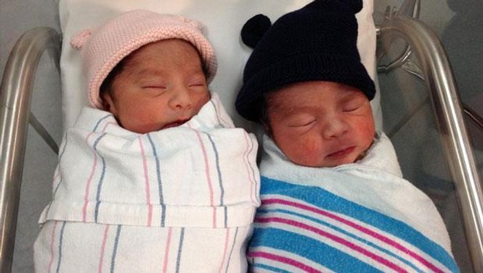 ABD'li ikizler 3 dakika yüzünden 1 yıl arayla doğdu
