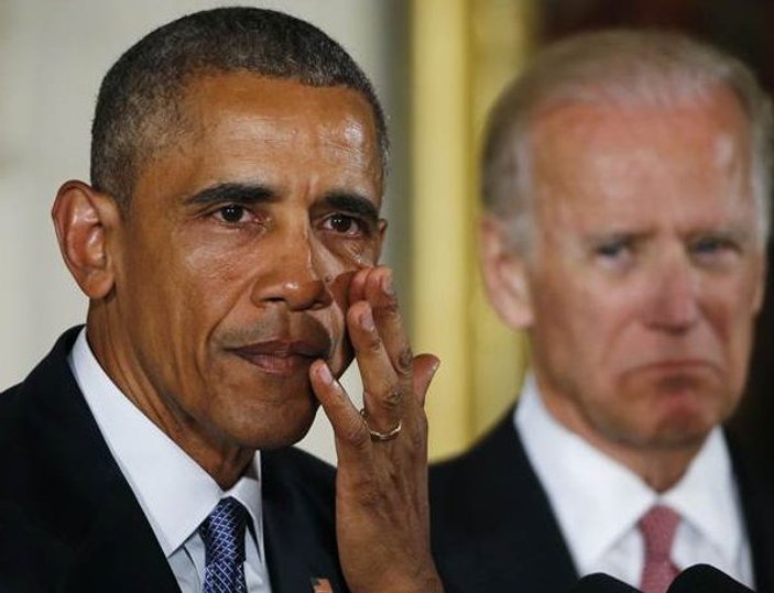 Obama silahlı saldırıda ölen ABD'li çocuklar için ağladı
