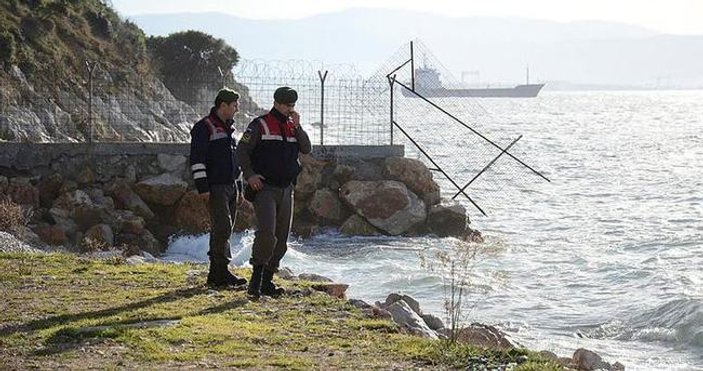 'Oğluma iyi bakın' notu bırakıp arabalı vapurdan atladı