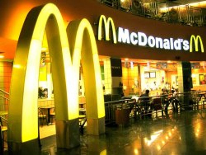 Avrupa'da Mc Donald's'a tekelcilik suçlaması