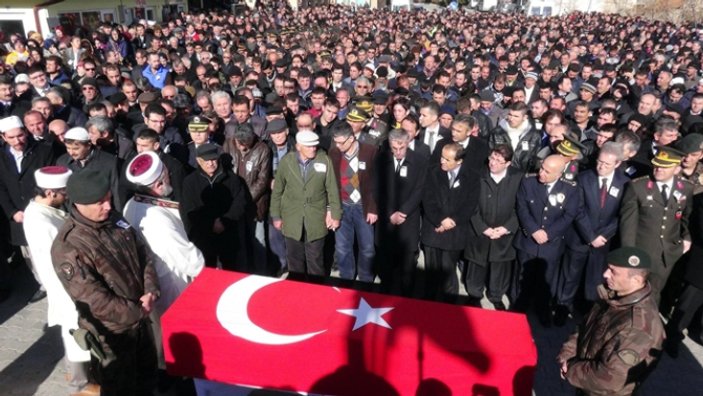 Şehit polisin kardeşi: Beni de gönderin oraya