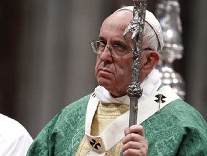 Papa Françis'ten Sultanahmet'teki terör kurbanlarına dua