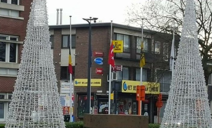 Belçika Maasmechelen Belediyesi'nden Türk bayrağı jesti