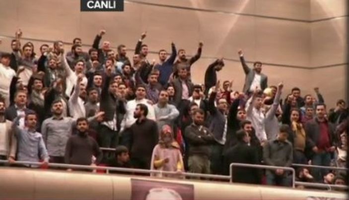 Başbakan Davutoğlu Cumhurbaşkanı'nı savundu