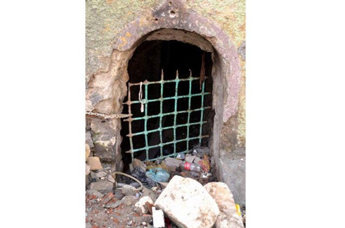 Hücre evindeki PKK'lılar mağaradan kaçtı